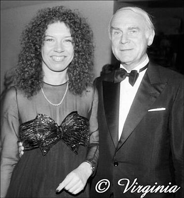 Evelyn Hamann und Vicco von Bülow 1984 während der Pause in der Hamburgischen Staatsoper; Copyright Virginia Shue